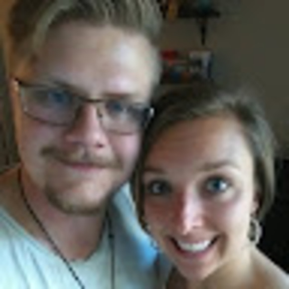 Meet your Posher, Lauren - Picture 1 of 1